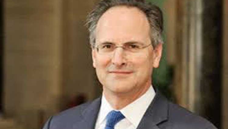 السفير البريطاني: الإمارات بين أهم الدول المانحة على مستوى العالم