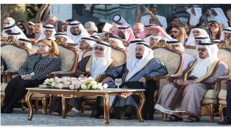 سلطان يشهد افتتاح فعاليات أيام الشارقة التراثية