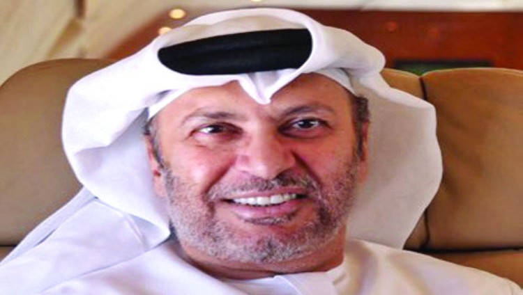 قرقاش: على قطر أن تتذكر موقف محمد بن زايد الرجولي مع تميم