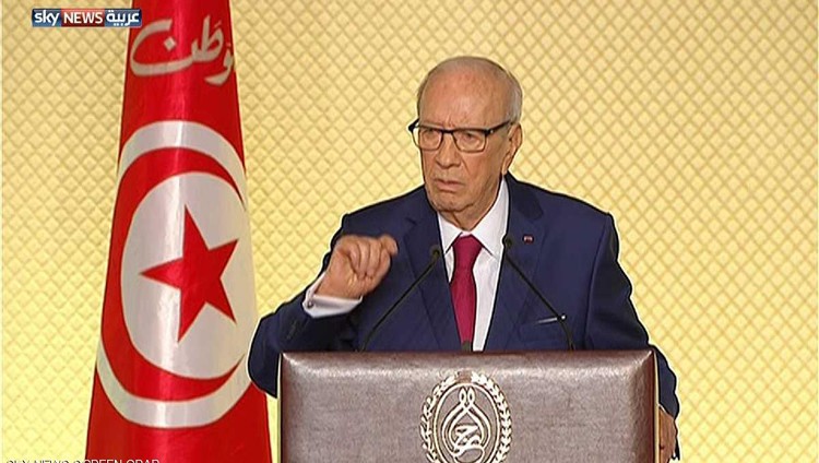 الرئيس التونسي يطلق حوارا هاما حول تسوية المرأة بالرجل في الميراث