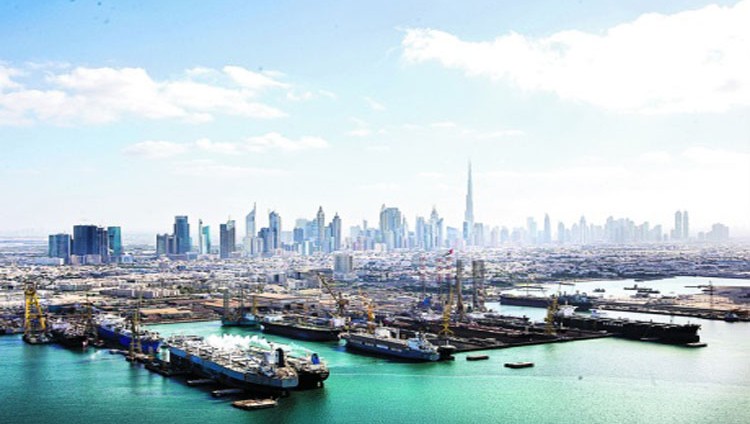 «موانئ دبي» تستحوذ على أصول بحرية بـ1.48 مليار درهم