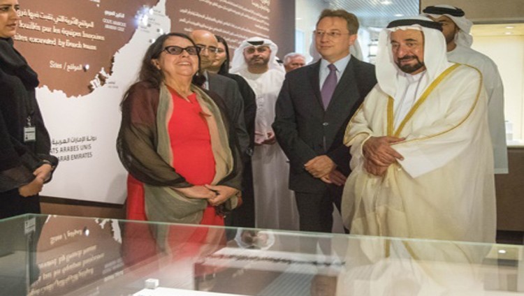 سلطان يفتتح مبنى «الشارقة للآثار» ومعرض «40 عاماً من التعاون مع فرنسا»