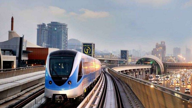 عودة خدمة مترو دبي لوضعها الاعتيادي