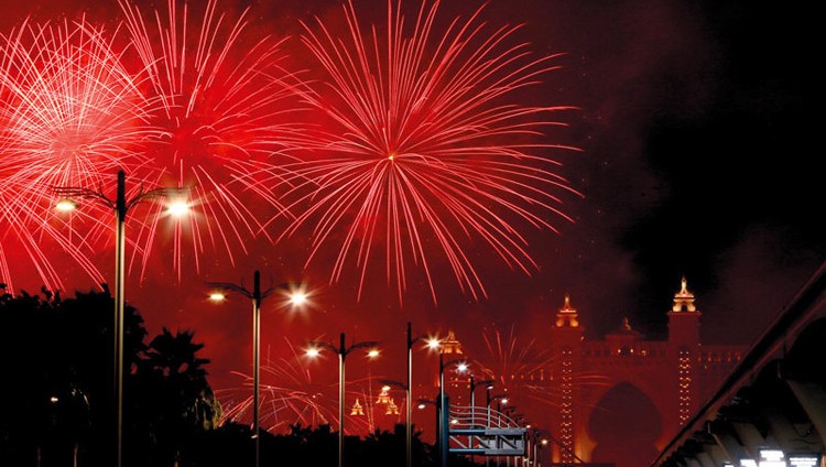 أفضل المواقع لمشاهدة عروض الألعاب النارية ليلة رأس السنة في دبي