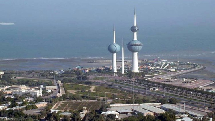 الكويت تنفي استدعاء سفير السعودية