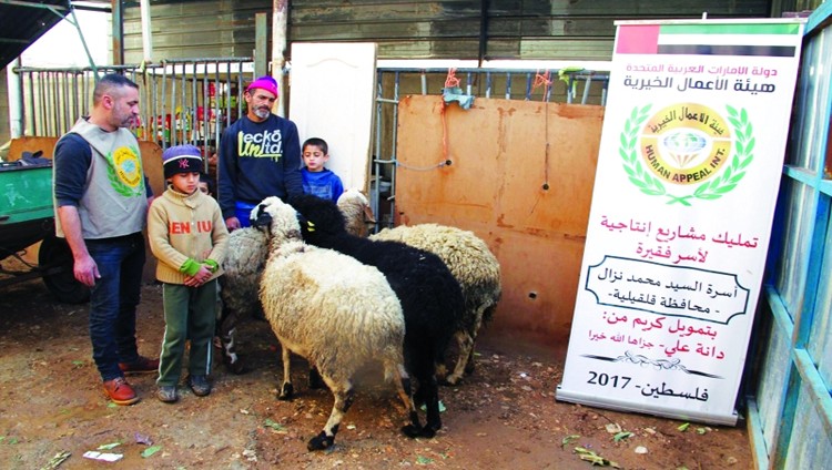 يد الإمارات انتشلت نزال من الفقر بمشروع إنتاجي