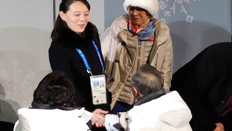 مصافحة تاريخية بين الكوريتين في افتتاح الألعاب الأولمبية