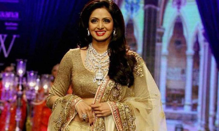 كابور غرقت بحمام غرفتها عقب فقدانها الوعي