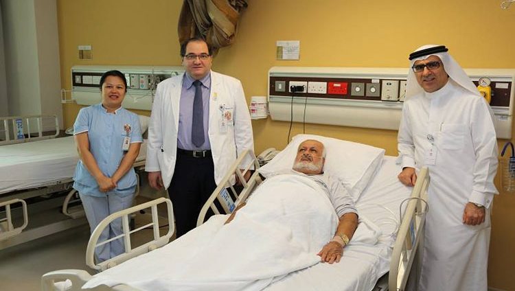 عظام دجاجة تدخل مواطن غرفة العمليات في مستشفى خليفة التخصصي برأس الخيمة