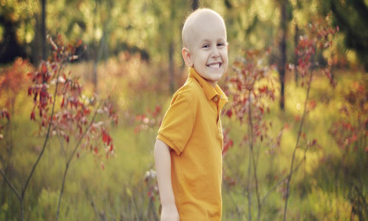 عالم بريطاني يكشف سبب سرطان الدم عند الأطفال