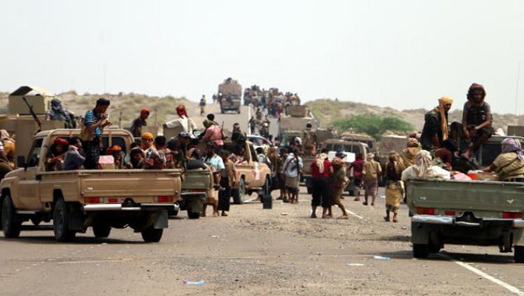 قيادات قبلية في الحديدة تدعو للانتفاضة ضد الحوثيين وطردهم