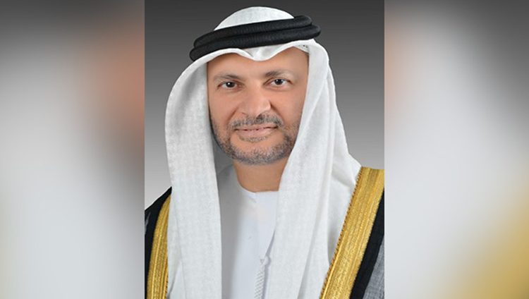 قرقاش: مشروع قطر مرتبك وملتبس ويشترى ويباع