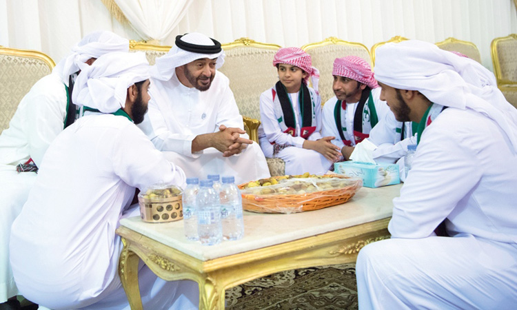 محمد بن زايد: وقفة الإمارات بتضحيات أبنائها تاريخية تتناقلها الأجيال