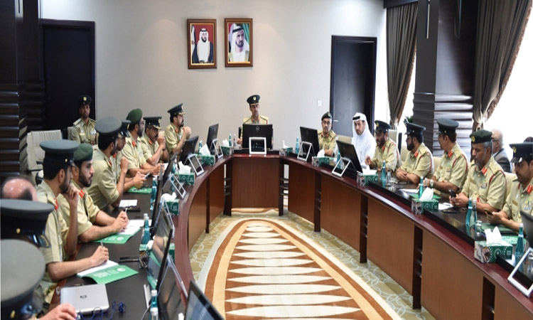 شرطة دبي تعتمد برنامج «تحت المجهر» استعداداً لجوائز التميز المؤسسي