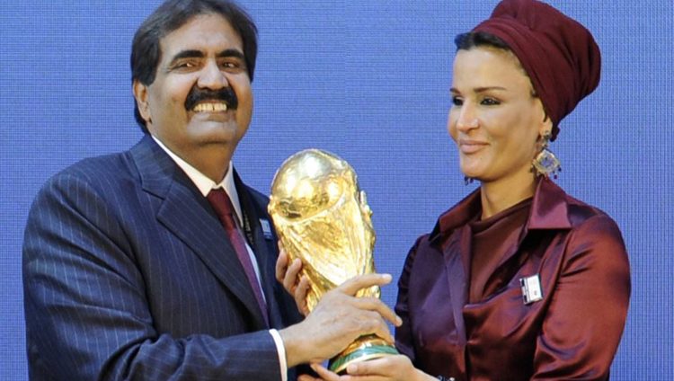 رابطة “الأسود الثلاثة” تطالب بانتزاع كأس العالم من قطر