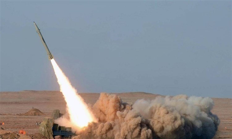 الدفاع الجوي السعودي يعترض صاروخاً باليستياً أطلقه الحوثيون باتجاه المملكة