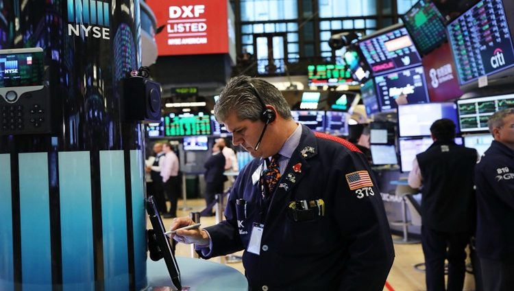 لو تمّ عزل ترامب.. فهل تنهار «وول ستريت»؟