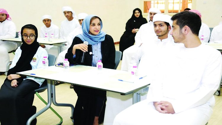 جميلة المهيري تطلق «ميثاق الوطن» لطلبة المدرسة الإماراتية