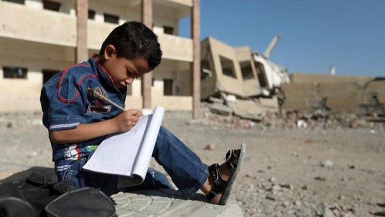 الإمارات والسعودية تقدمان 70 مليون دولار لدعم رواتب المعلمين في اليمن