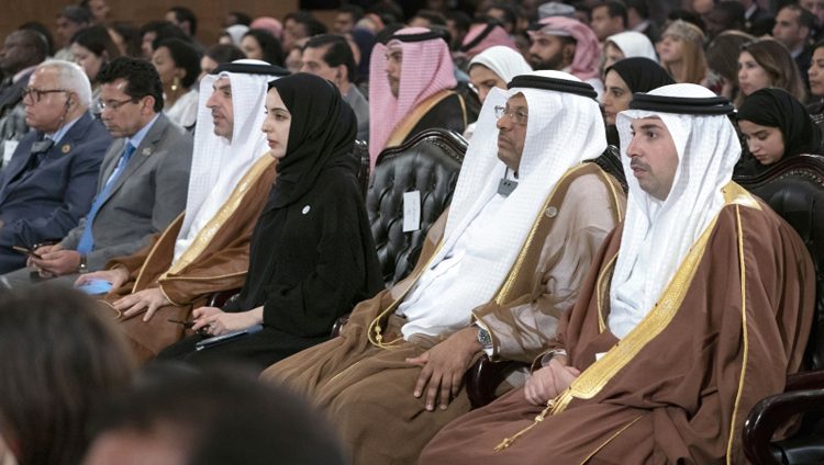 منتدى شباب العالم يحتفي بزايد تقديراً لمواقفه الوطنية والعربية