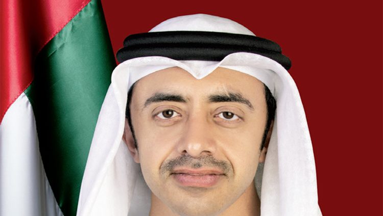 35 دبلوماسياً يؤدون اليمين القانونية أمام عبدالله بن زايد
