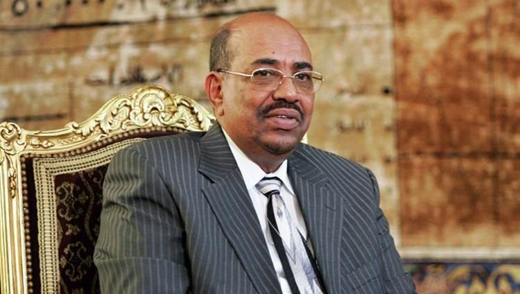 الحكومة السودانية تتلقى دعماً كبيراً للقمح والوقود من دول عربية