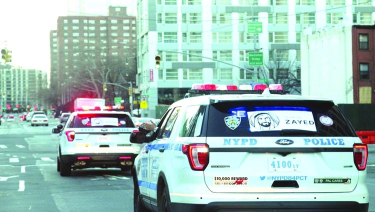 شعار «عام زايد» يزين دوريات شرطة نيويورك