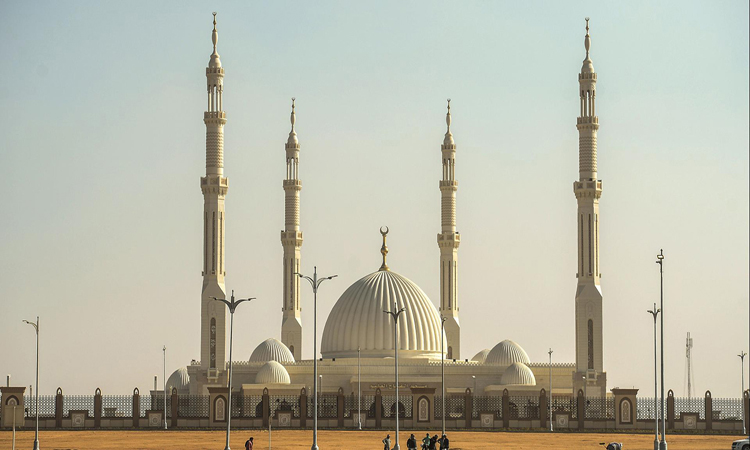 الإمارات تشارك في افتتاح مسجد الفتاح العليم وكاتدرائية المسيح في مصر