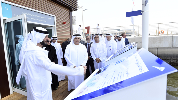 الطاير يفتتح أول محطة عائمة ذكية للنقل البحري في دبي