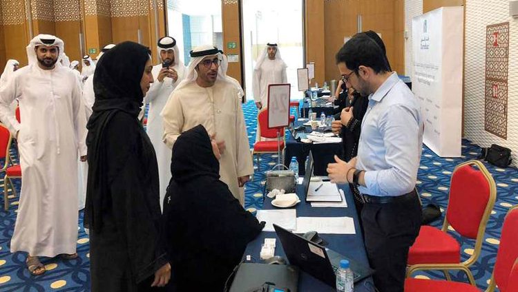 «الخبرة وتدني الراتب» تواجهان المواطنين الباحثين عن عمل