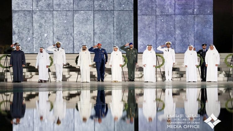 محمد بن راشد ومحمد بن زايد والحكام يشهدون مراسم “يوم الشهيد”