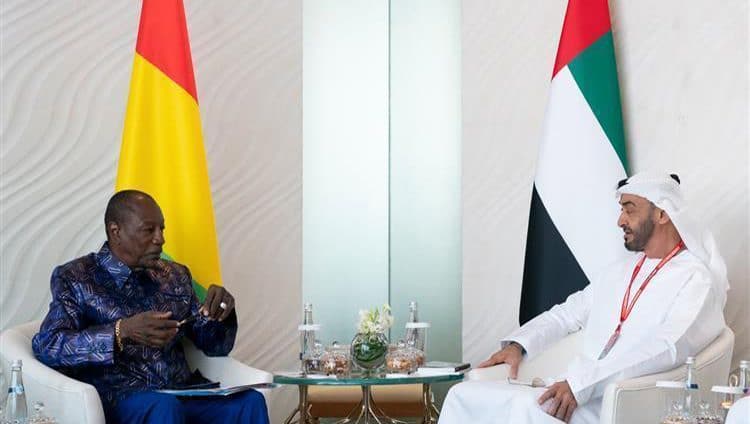 محمد بن زايد ورئيس غينيا يبحثان علاقات الصداقة والتعاون وسبل تطويرها