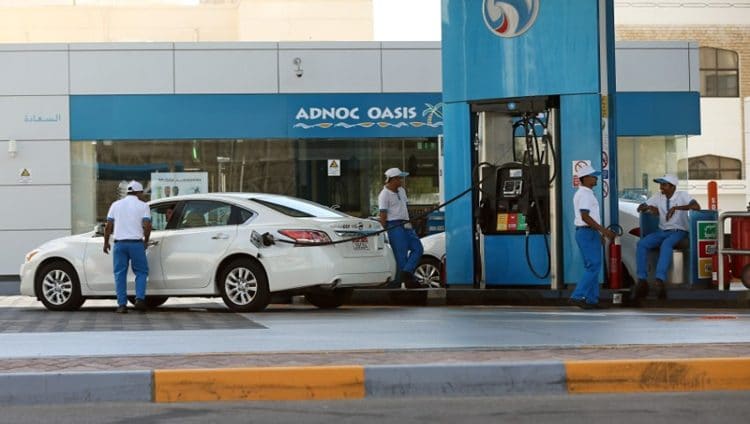 سعر الغازولين يعاود الارتفاع.. وثبات الديزل في ديسمبر المقبل