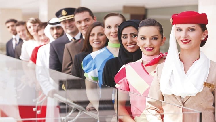 “طيران الإمارات” تعيد رواتب الموظفين بالكامل اعتباراً من أكتوبر
