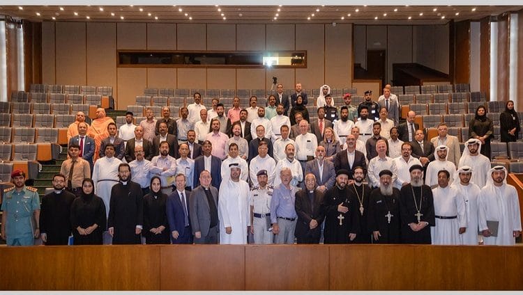 إعفاء رجال الدين في أبوظبي من رسوم فحص «كورونا»