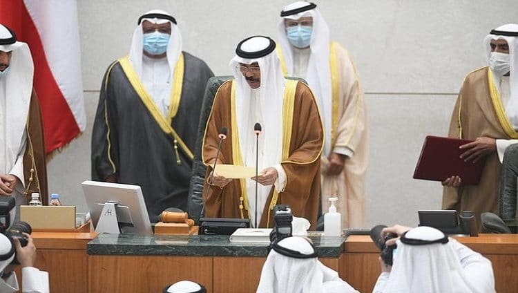 نواف الأحمد الجابر الصباح يؤدي اليمين الدستورية أميراً للكويت