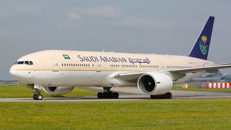 السعودية تمدد تعليق الرحلات الجوية الدولية لأسبوع آخر