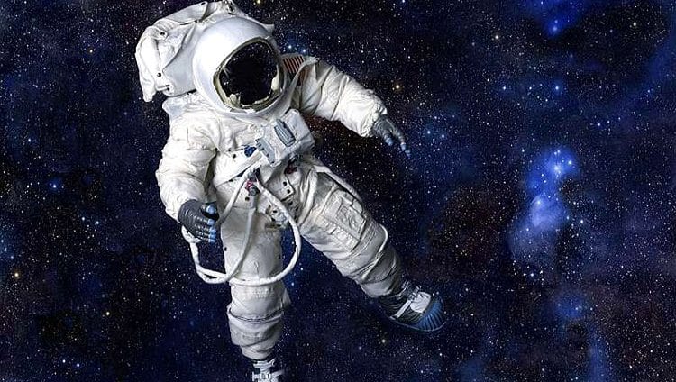 تأثير المشروعات الفضائية يستغرق 15 عاماً