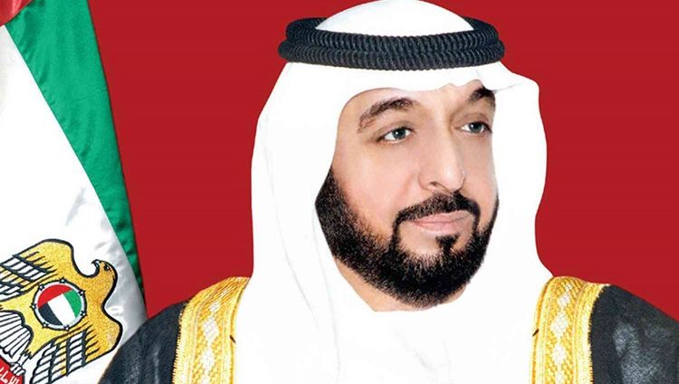 خليفة ومحمد بن راشد ومحمد بن زايد يعزون بوتين بوفاة السفير الروسي بالدولة