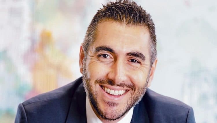 «لينكدإن»: 15 فئة وظيفية تقود نمو سوق العمل في دولة الإمارات