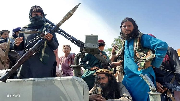 تطورات الأحداث في أفغانستان لحظة بلحظة.. طالبان تنتظر تسليم العاصمة