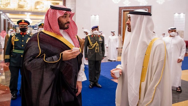 محمد بن زايد ومحمد بن سلمان يبحثان العلاقات الأخوية والتطورات في المنطقة