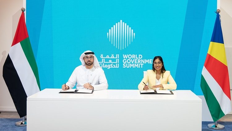 القمة العالمية للحكومات 2022 .. الإمارات وسيشل تطلقان شراكة استراتيجية في التحديث الحكومي