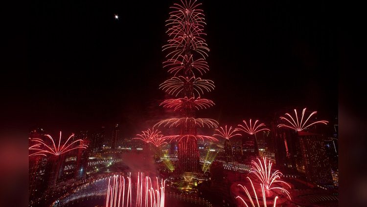 ليلة يترقبها العالم كل عام في دبي.. 30 عرضاً للألعاب النارية خلال «رأس السنة»