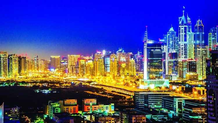 «لو فيغارو»: نمو مطرد لقطاع العقارات في دبي