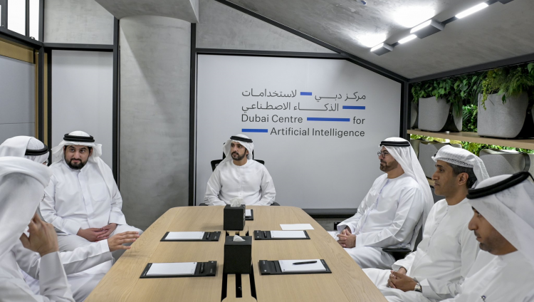 حمدان بن محمد يطلق مركز دبي لاستخدامات الذكاء الاصطناعي