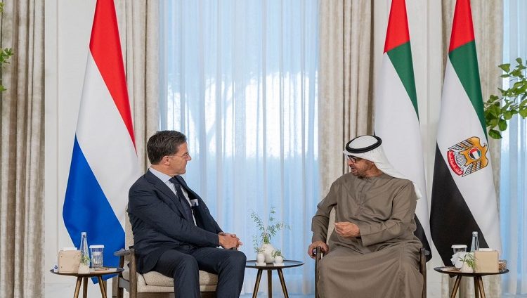 رئيس الدولة ورئيس وزراء هولندا يبحثان العلاقات الثنائية والفرص الواعدة لتنميتها في جميع المجالات