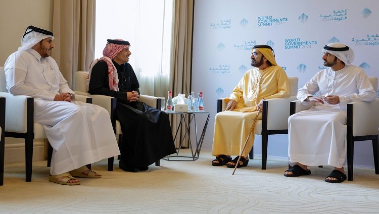محمد بن راشد ورئيس الوزراء القطري يبحثان العلاقات الأخوية وسبل تعزيز التعاون المشترك