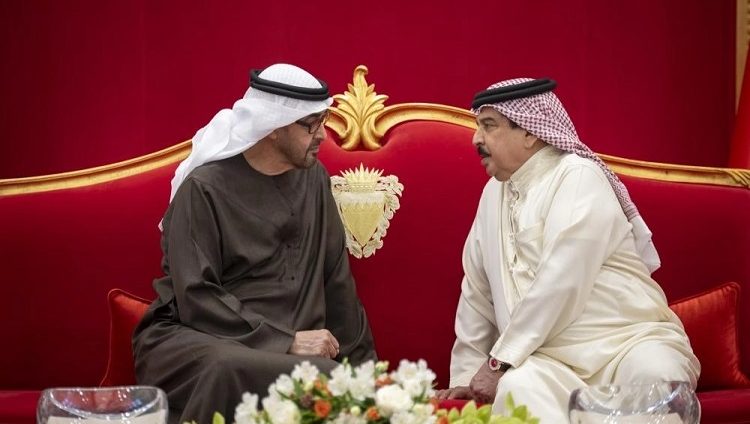 محمد بن زايد: علاقاتنا مع البحرين تزداد رسوخاً
