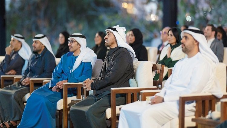 رئيس الدولة يشهد إعلان شراكة بين «مبادرة محمد بن زايد للماء» ومؤسسة «إكس برايز» الأميركية